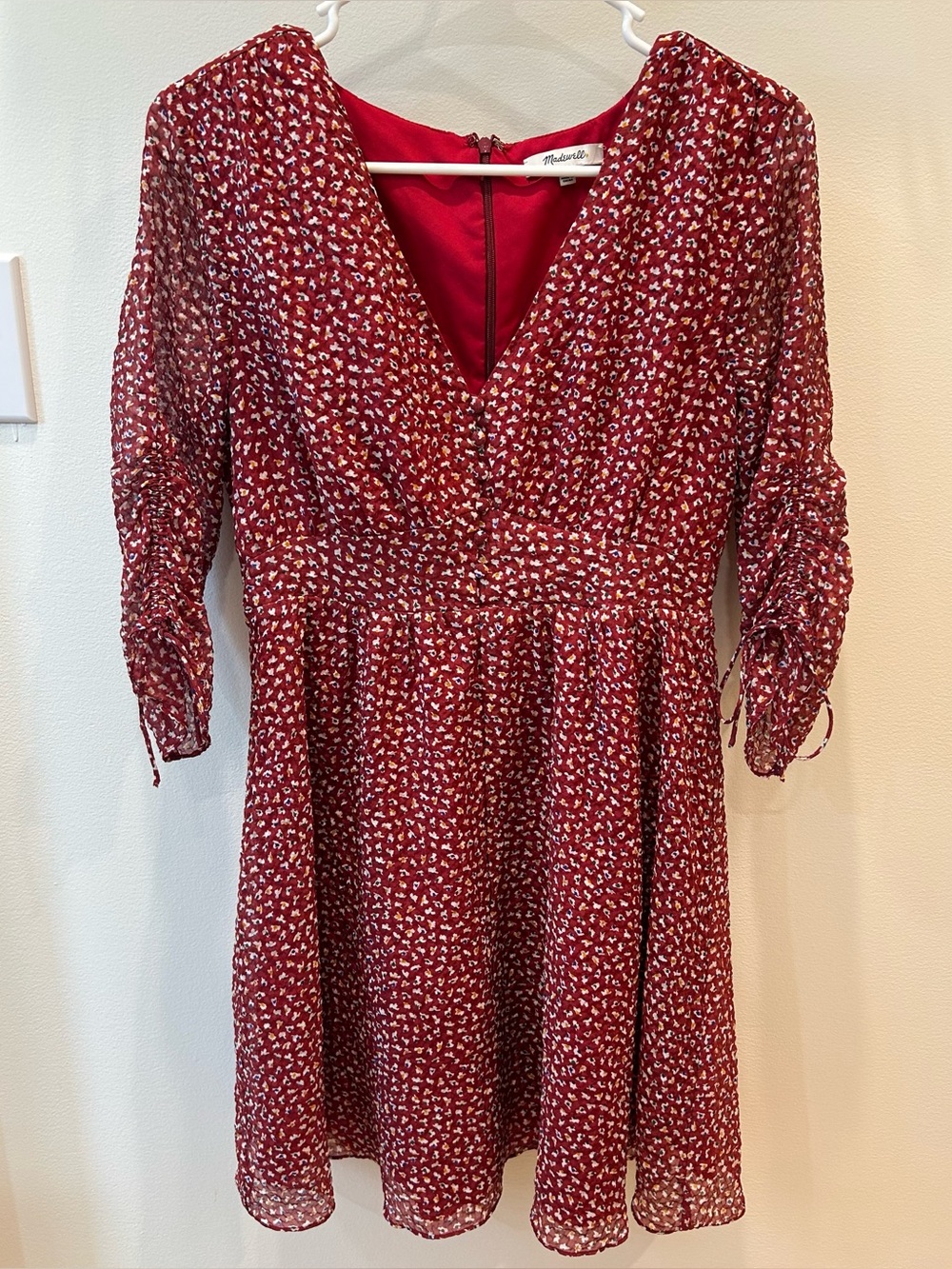Madewell Red Starviolet Mini Dress in Ditsy Flowers Size 4 Ruched V-Neck